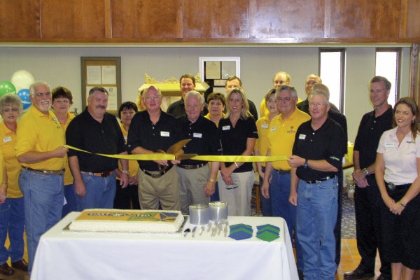 First United Bank Lamesa ribbon cutting